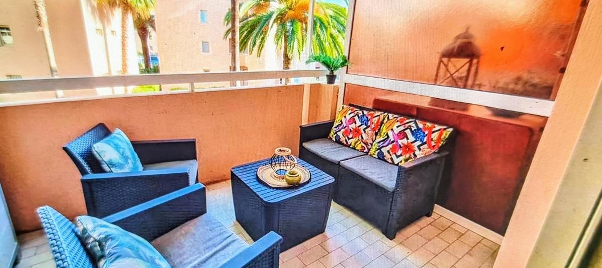 Appartement Votre Résidence De Avec Piscine, Tennis, à 2 Minutes De La Vallauris
